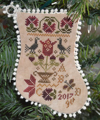 (image for) Tulip Basket Ornaments